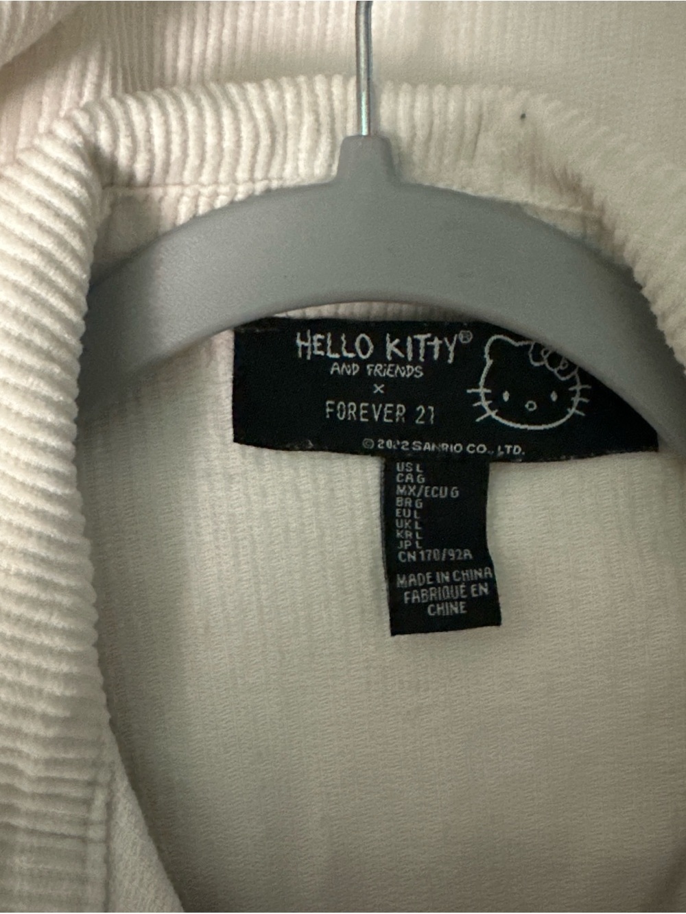 Hello kitty jackets - Picture 3 of 4
